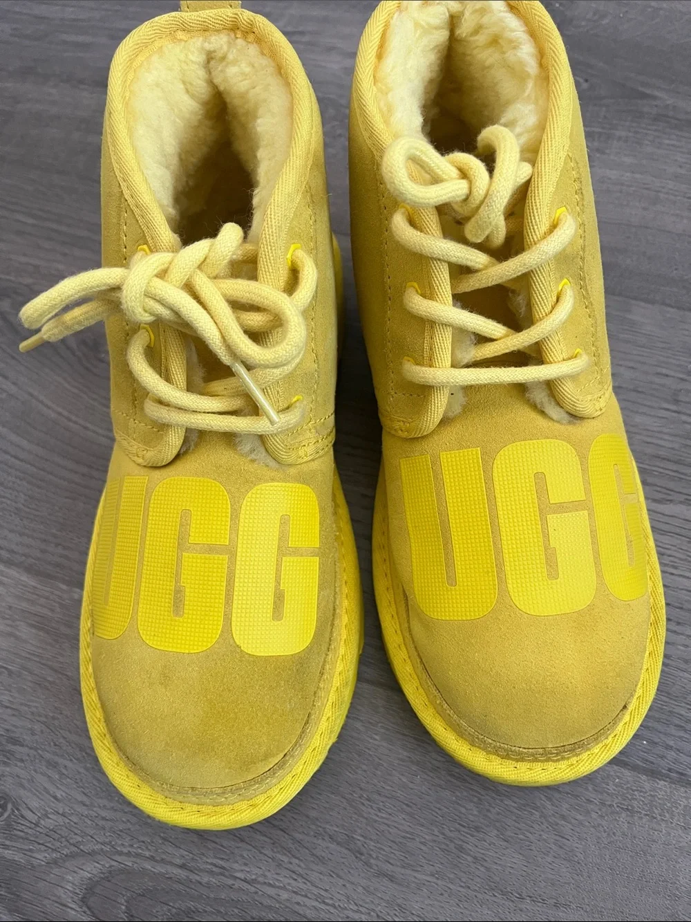 UGG Neumel Scatter Graphic Canary Yellow Chukka Lace-Up Ankle Boots